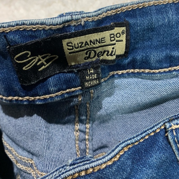 NWT Suzanne Betro Distressed Boyfriend Jeans Sz 14 - Picture 4 of 4